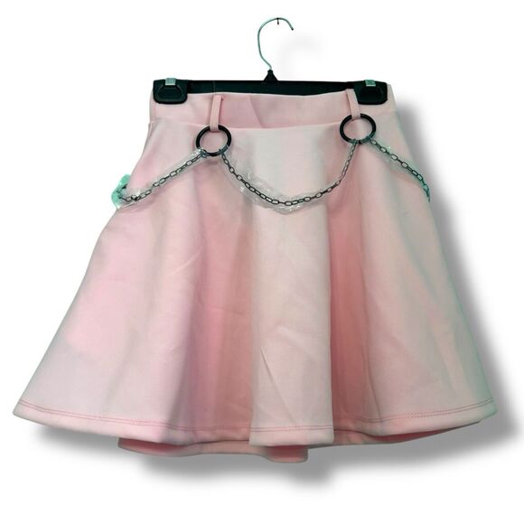 NEW Hot Topic Pastel Pink Pleated Mini O Chain Mini Skirt Size Small Ruffle Sexy - Picture 3 of 7